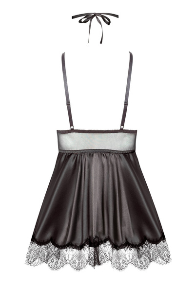 Zestaw Eve Chemise Black: satynowa koszulka z koronką i regulowanymi ramiączkami, dopasowane stringi oraz koronkowa maska. Pudełkowe opakowanie producenta.